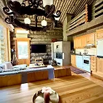 By Lapland Villas, Near Aarnilampi Beach, Great Private For Families & Outdoor Lovers, Sauna, Wifi