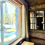 By Lapland Villas, Near Aarnilampi Beach, Great Private For Families & Outdoor Lovers, Sauna, Wifi 샬레