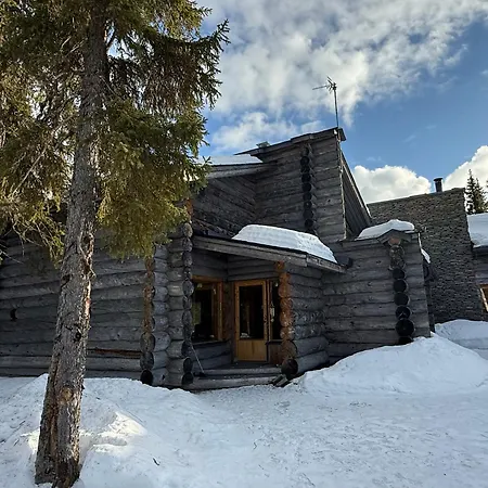 By Lapland Villas, Near Aarnilampi Beach, Great Private For Families & Outdoor Lovers, Sauna, Wifi Alpesi faház Luosto